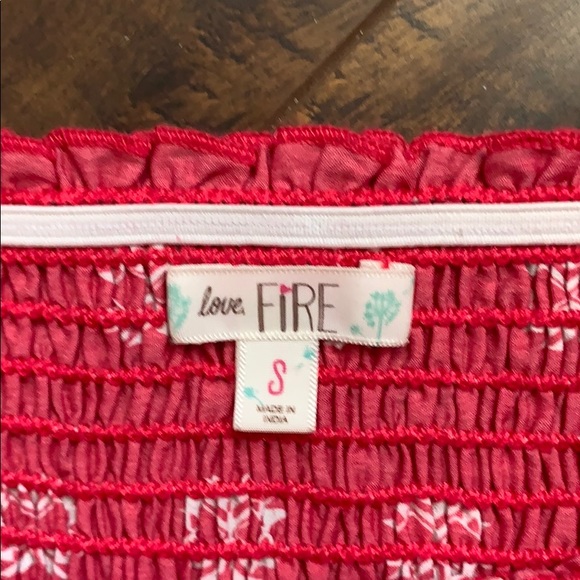 Hot Pink Romper with white pattern - Picture 5 of 6